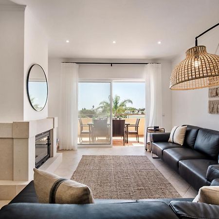 Beautiful Two Bedroom Apartment With Roof Terrace Carvoeiro  Dış mekan fotoğraf